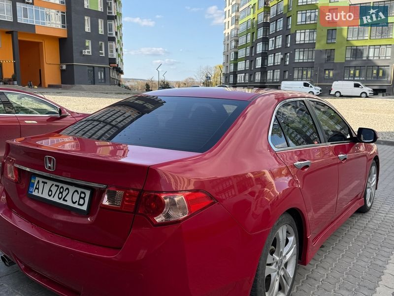 Седан Honda Accord 2012 в Ивано-Франковске