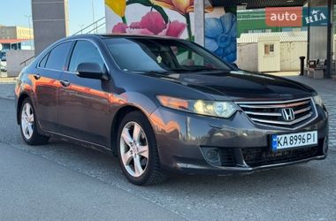 Седан Honda Accord 2009 в Киеве
