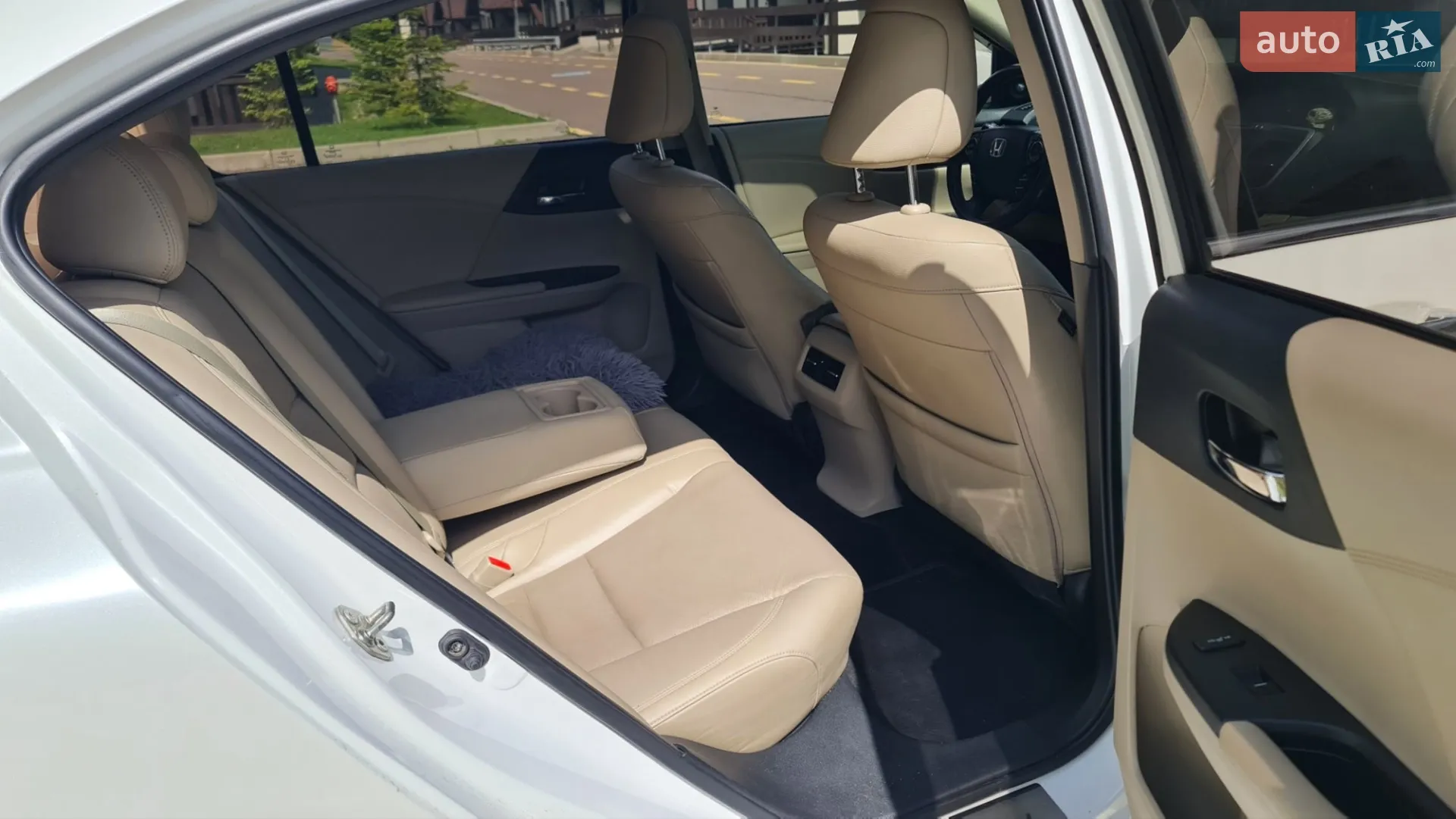 2016 Honda Accord - мініатюра 9