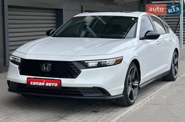Седан Honda Accord 2023 в Киеве