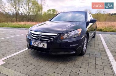 Седан Honda Accord 2012 в Львове