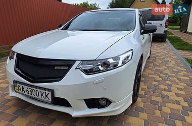 Седан Honda Accord 2012 в Києві