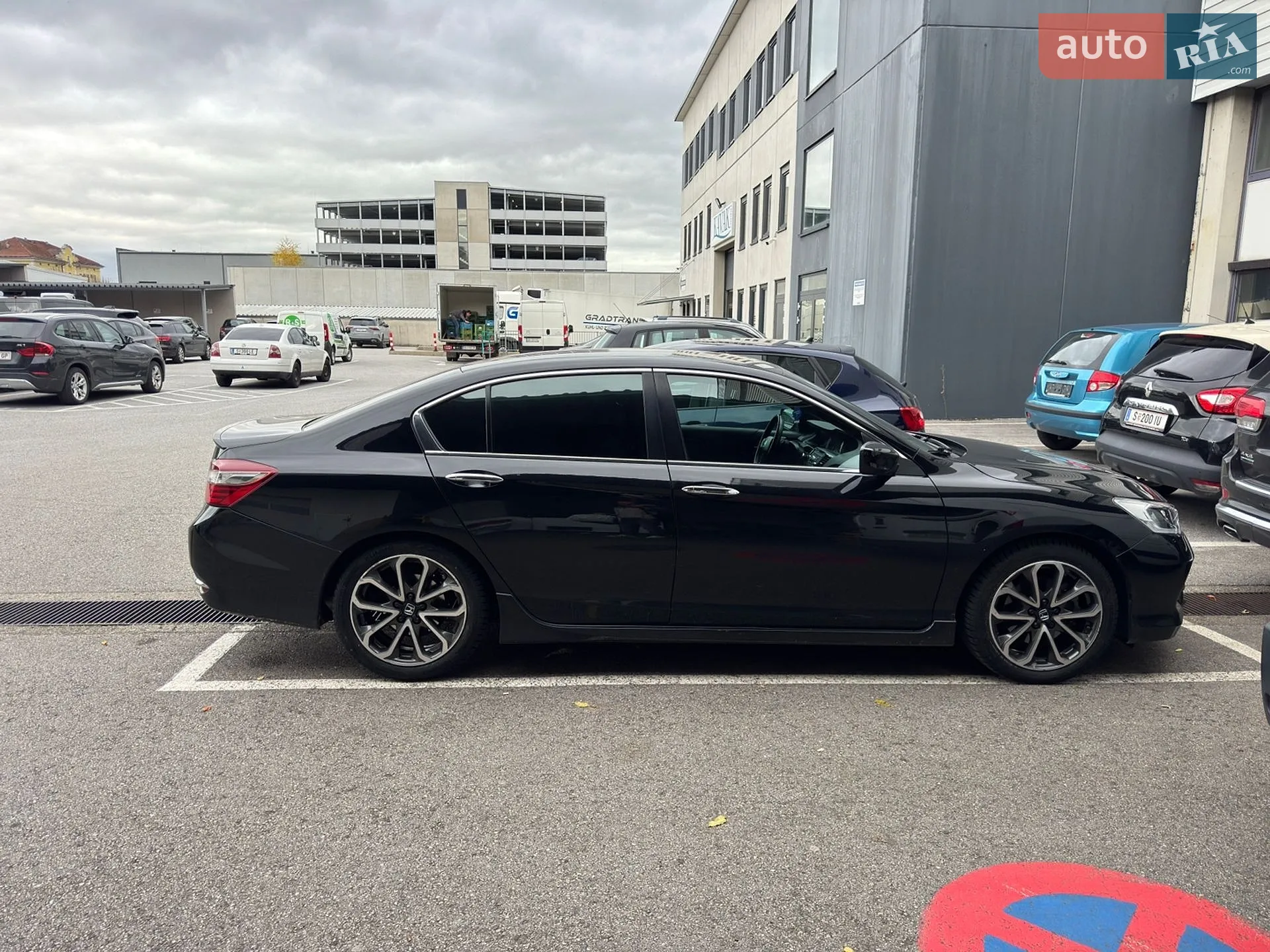 2016 Honda Accord - мініатюра 12