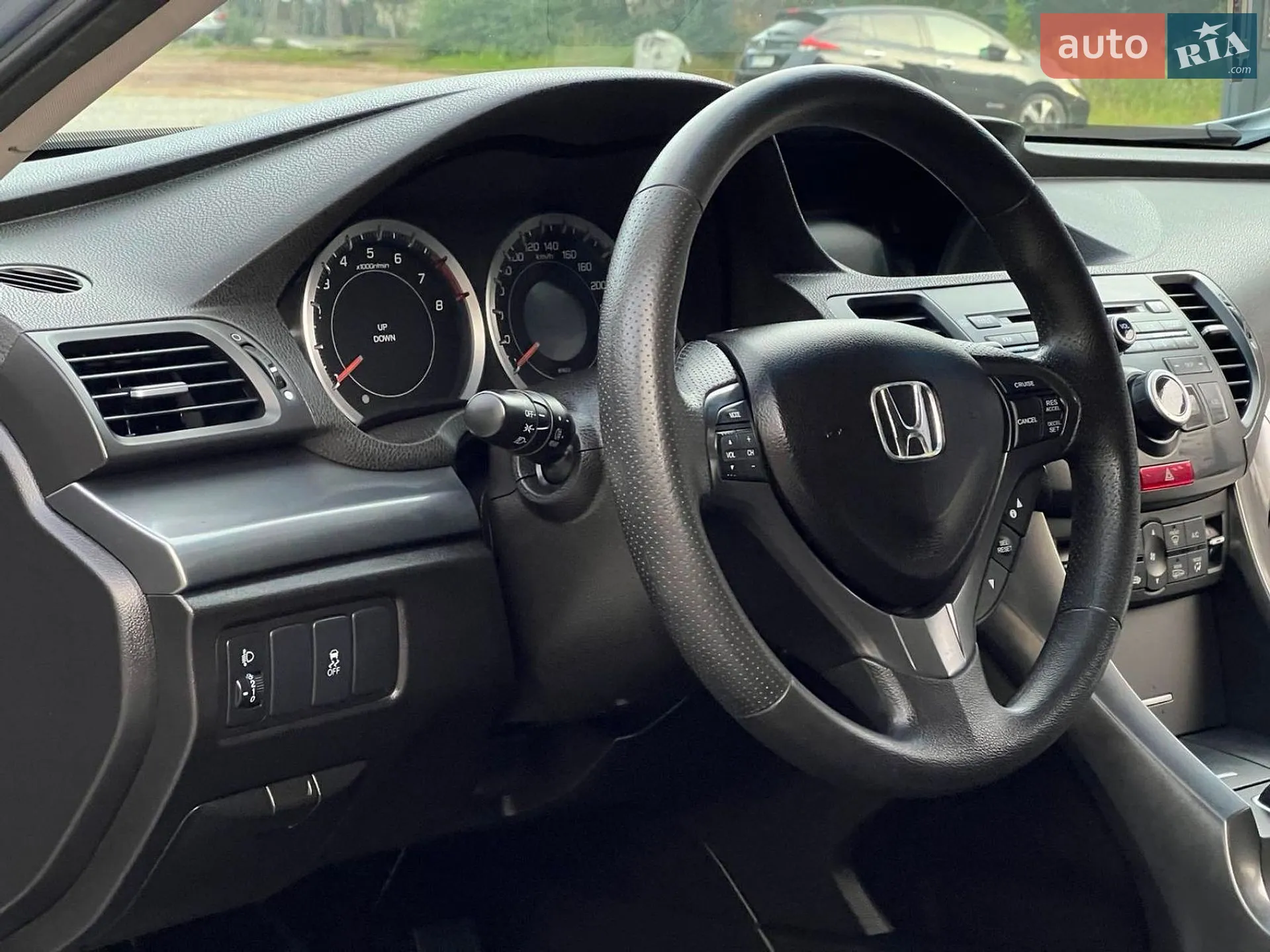 2011 Honda Accord - мініатюра 16