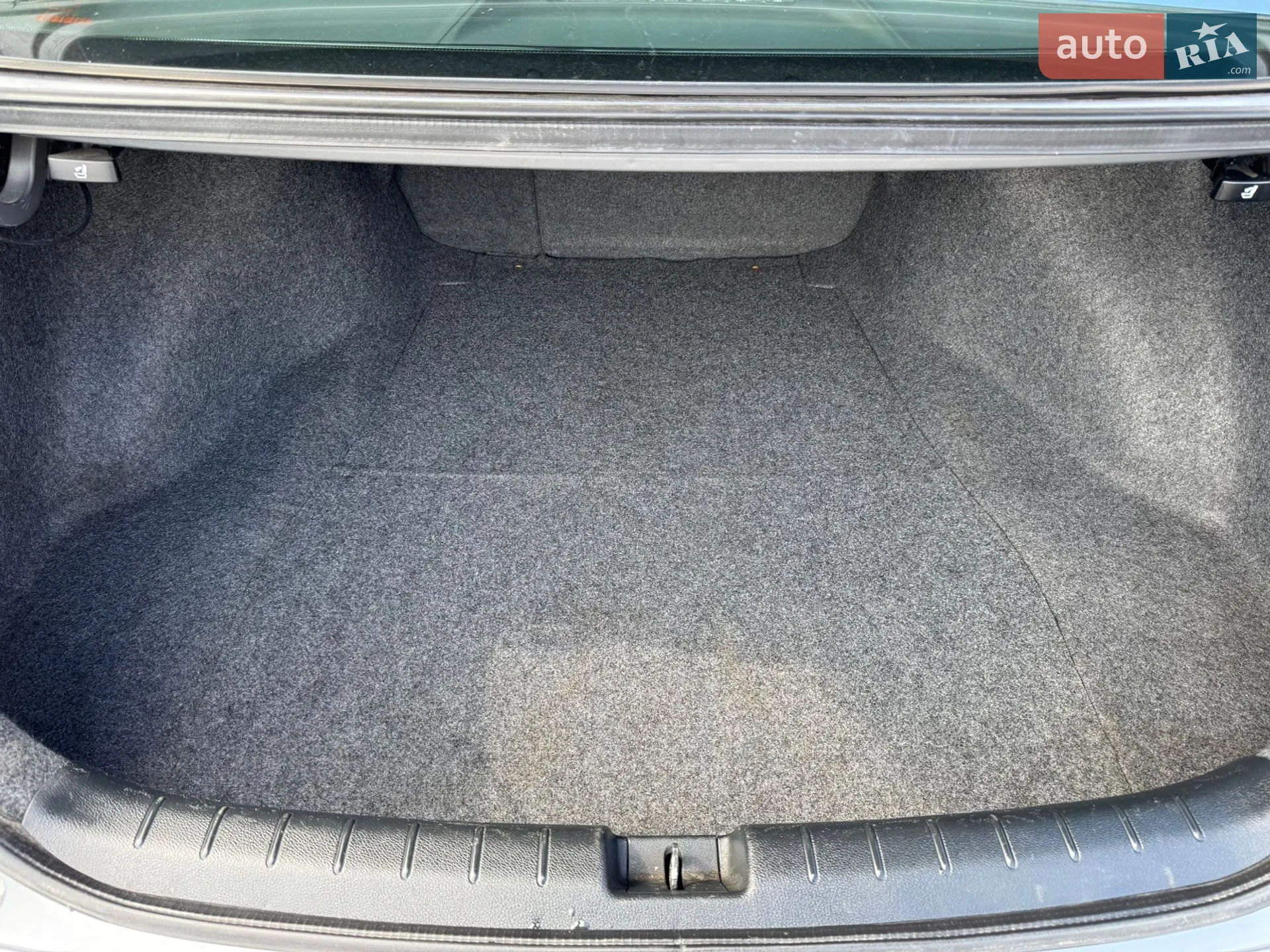 2016 Honda Accord - мініатюра 24