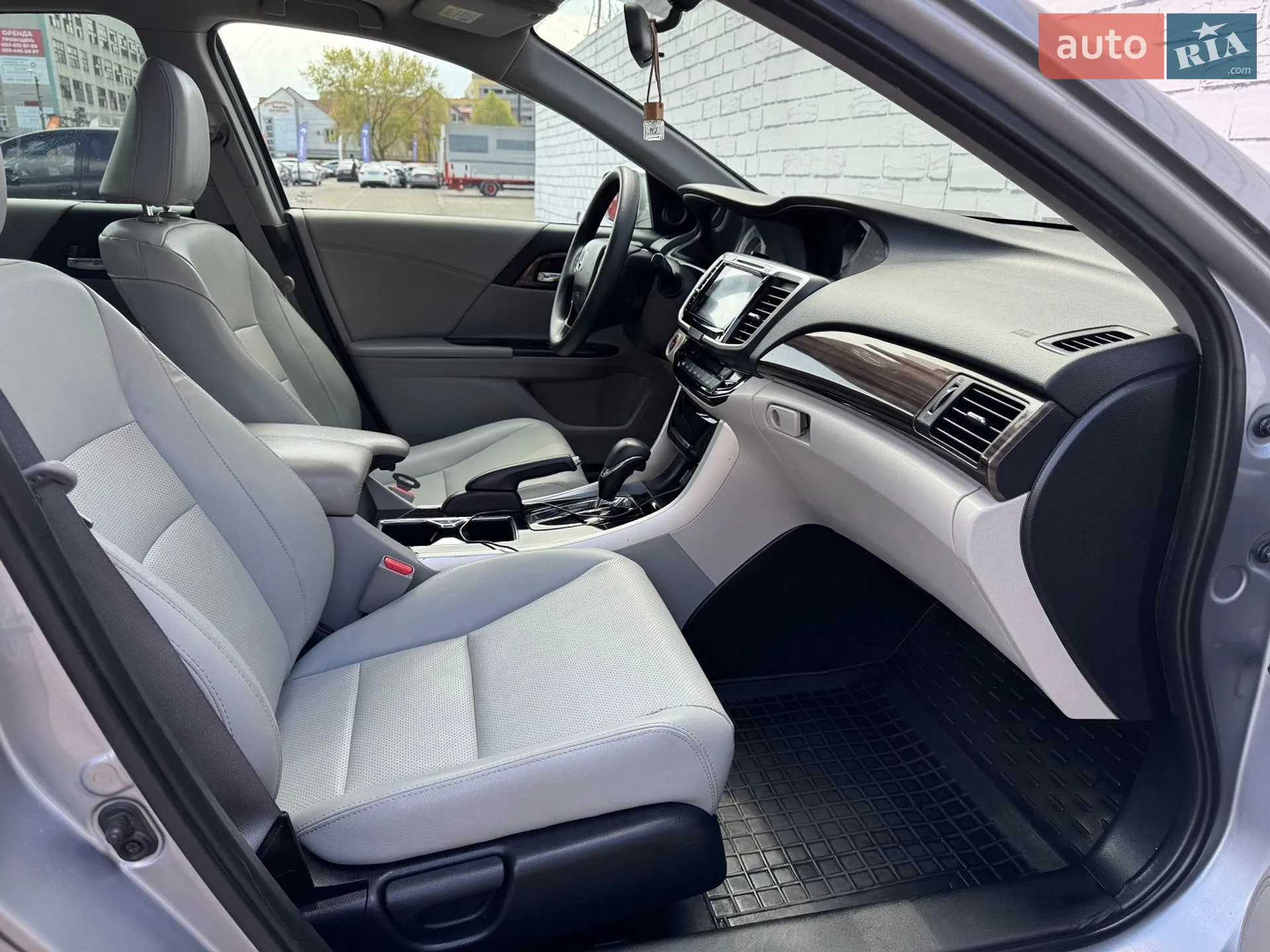 2016 Honda Accord - мініатюра 31