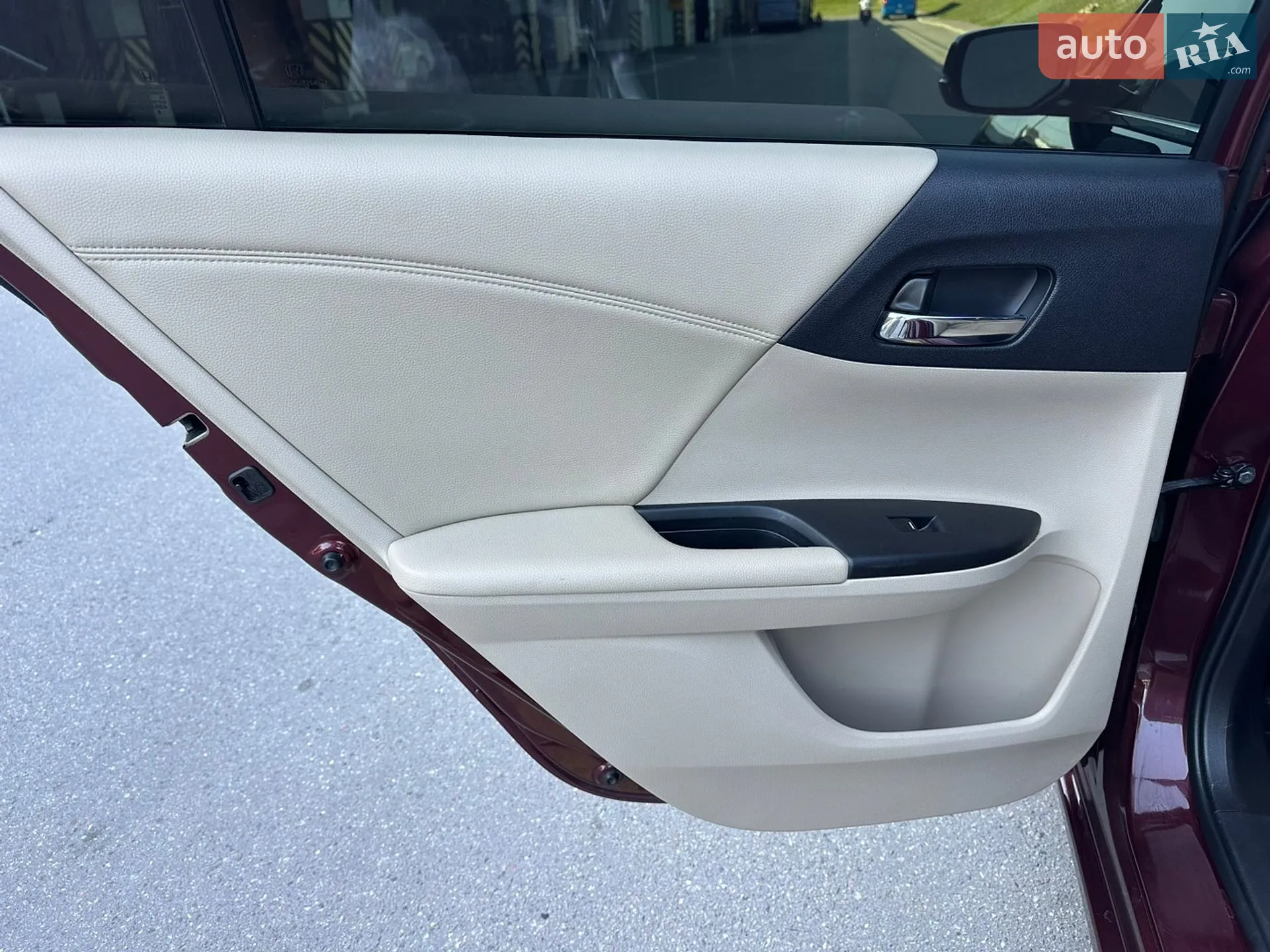 2015 Honda Accord - мініатюра 18