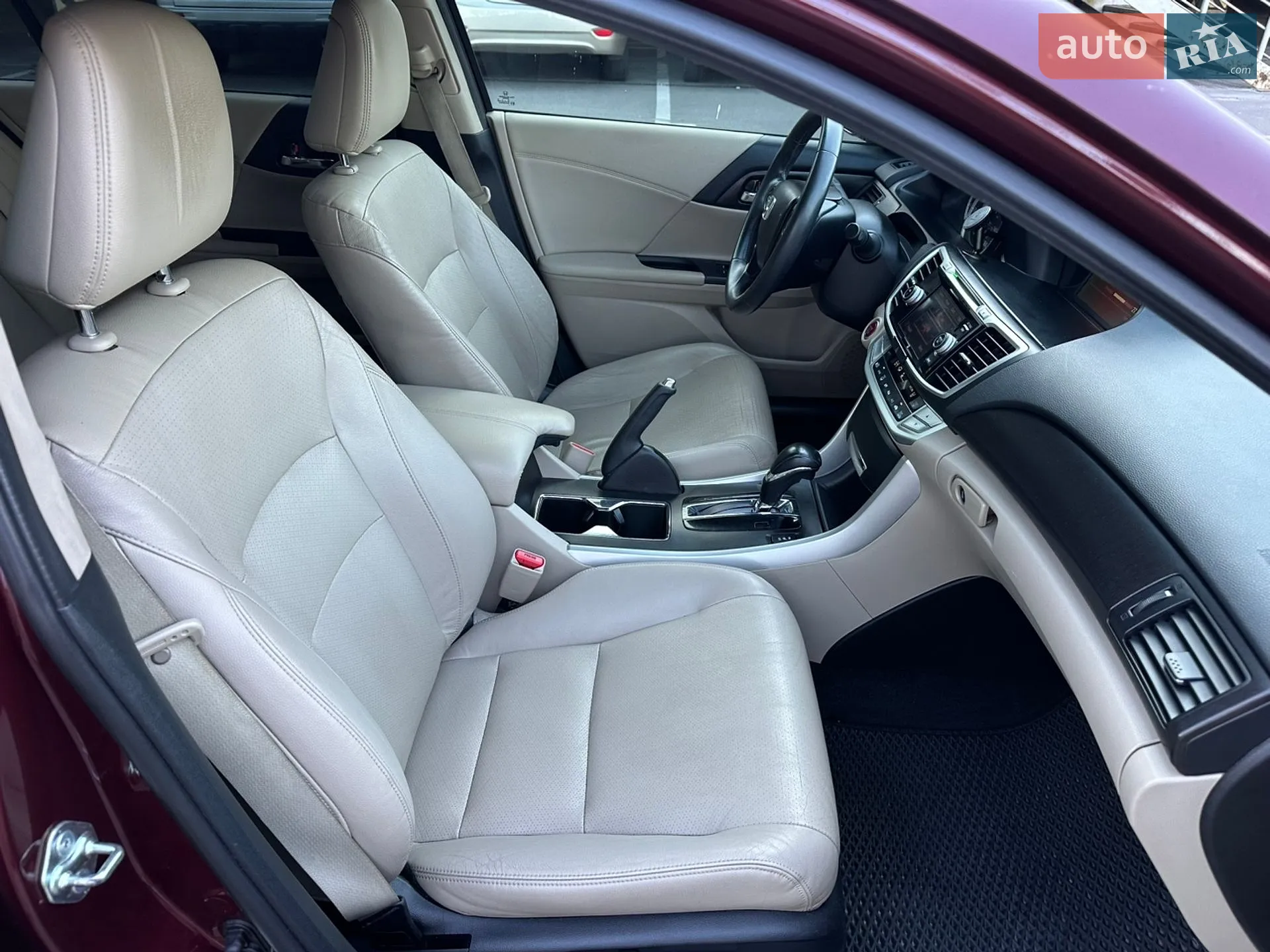 2015 Honda Accord - мініатюра 26