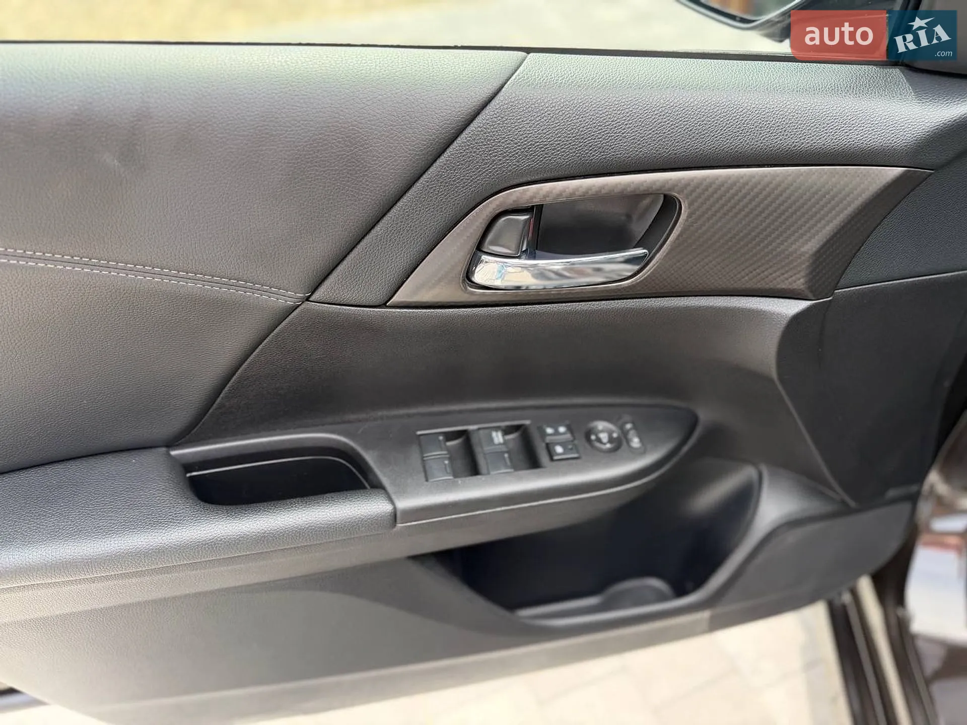 2015 Honda Accord - мініатюра 15