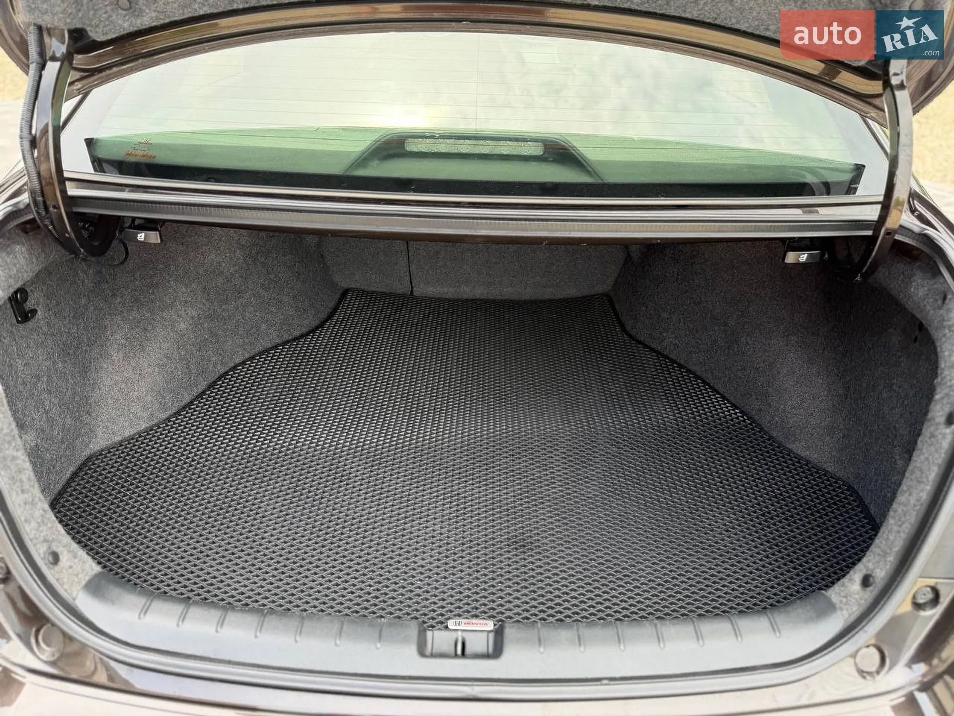 2015 Honda Accord - мініатюра 32