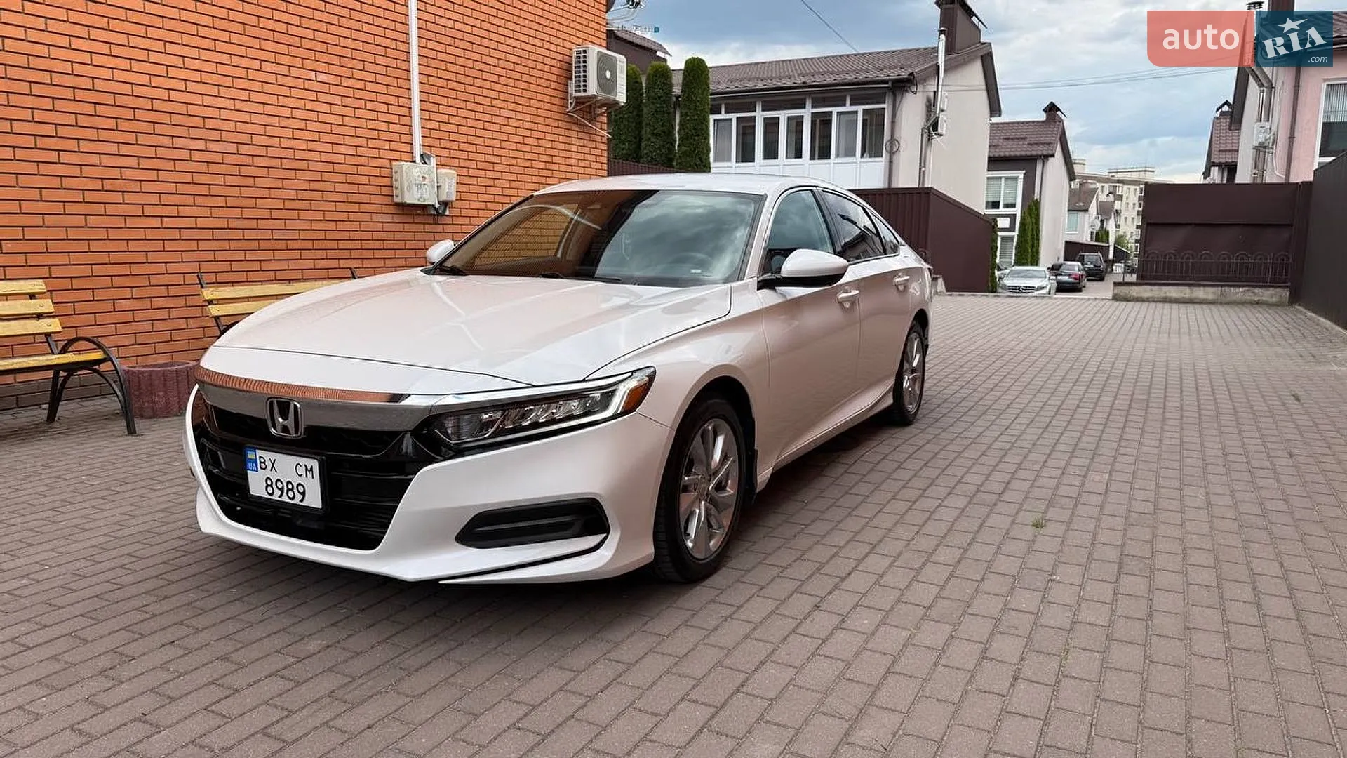 2017 Honda Accord - мініатюра 2