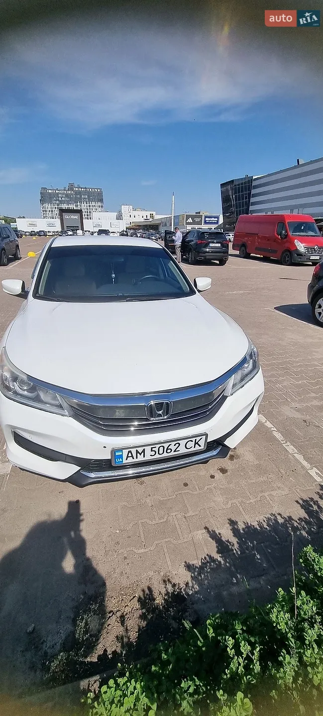 2017 Honda Accord - мініатюра 2