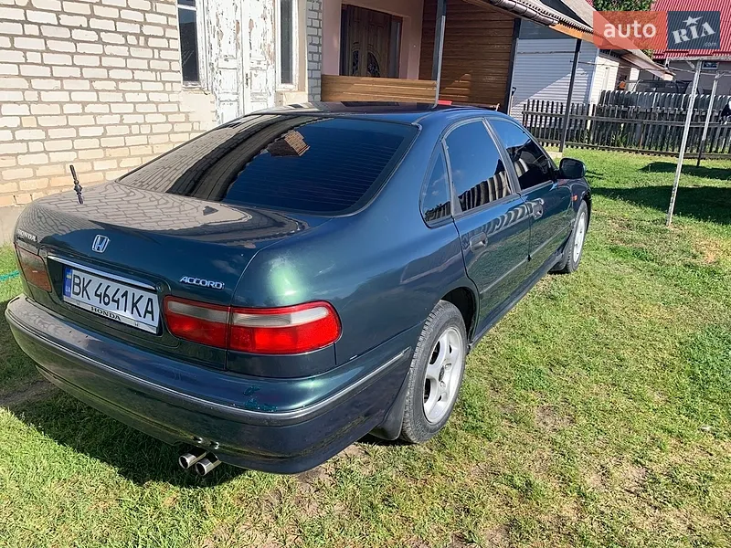 Honda Accord 1998 VIN SHHCE8570WU026931 фото оголошення 2 з 51