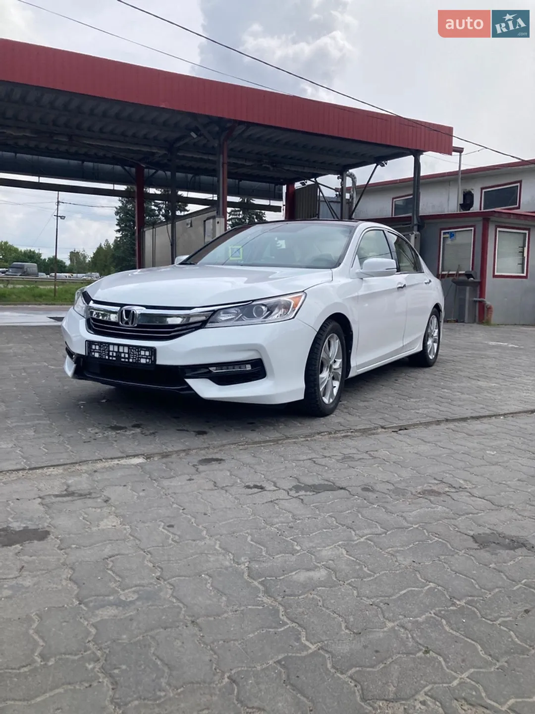 2017 Honda Accord - фото 1