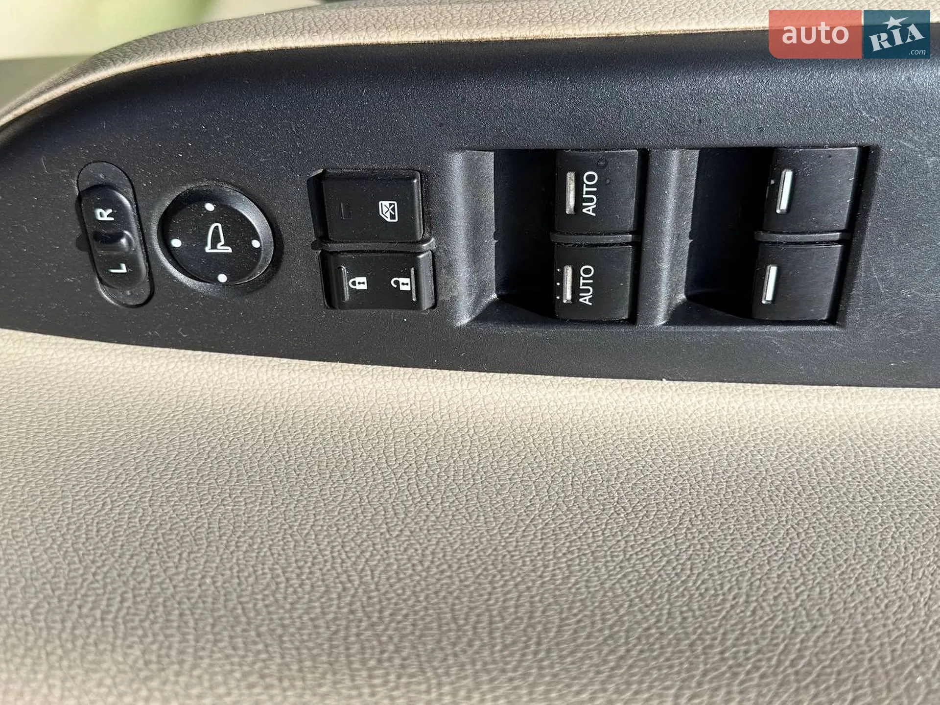 2017 Honda Accord - мініатюра 16