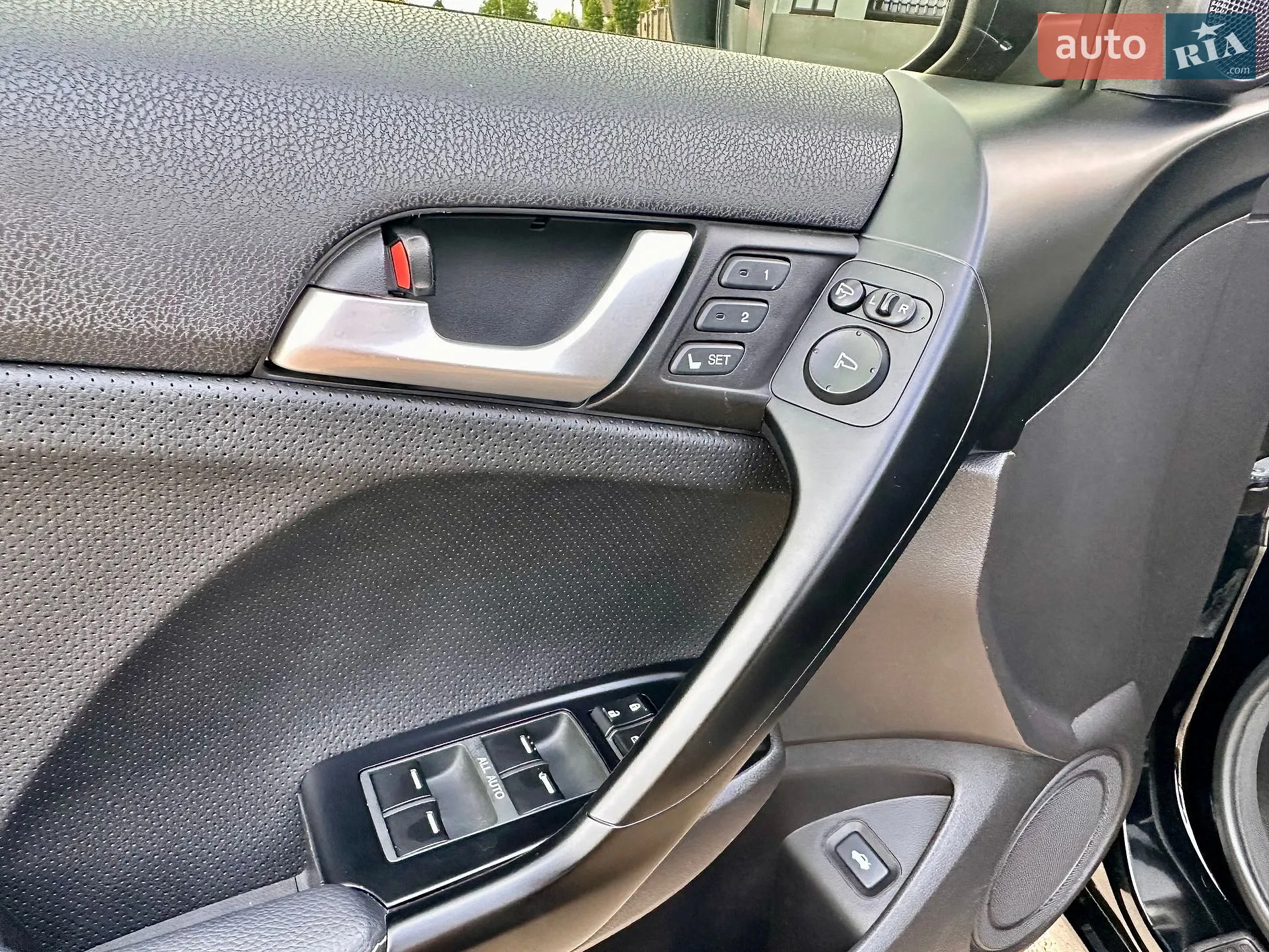 2011 Honda Accord - мініатюра 35
