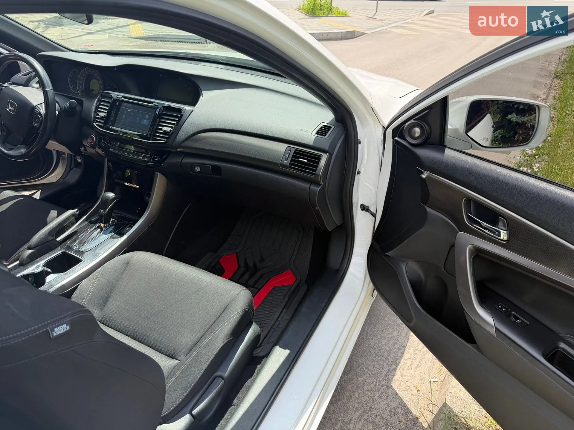 2016 Honda Accord - мініатюра 9