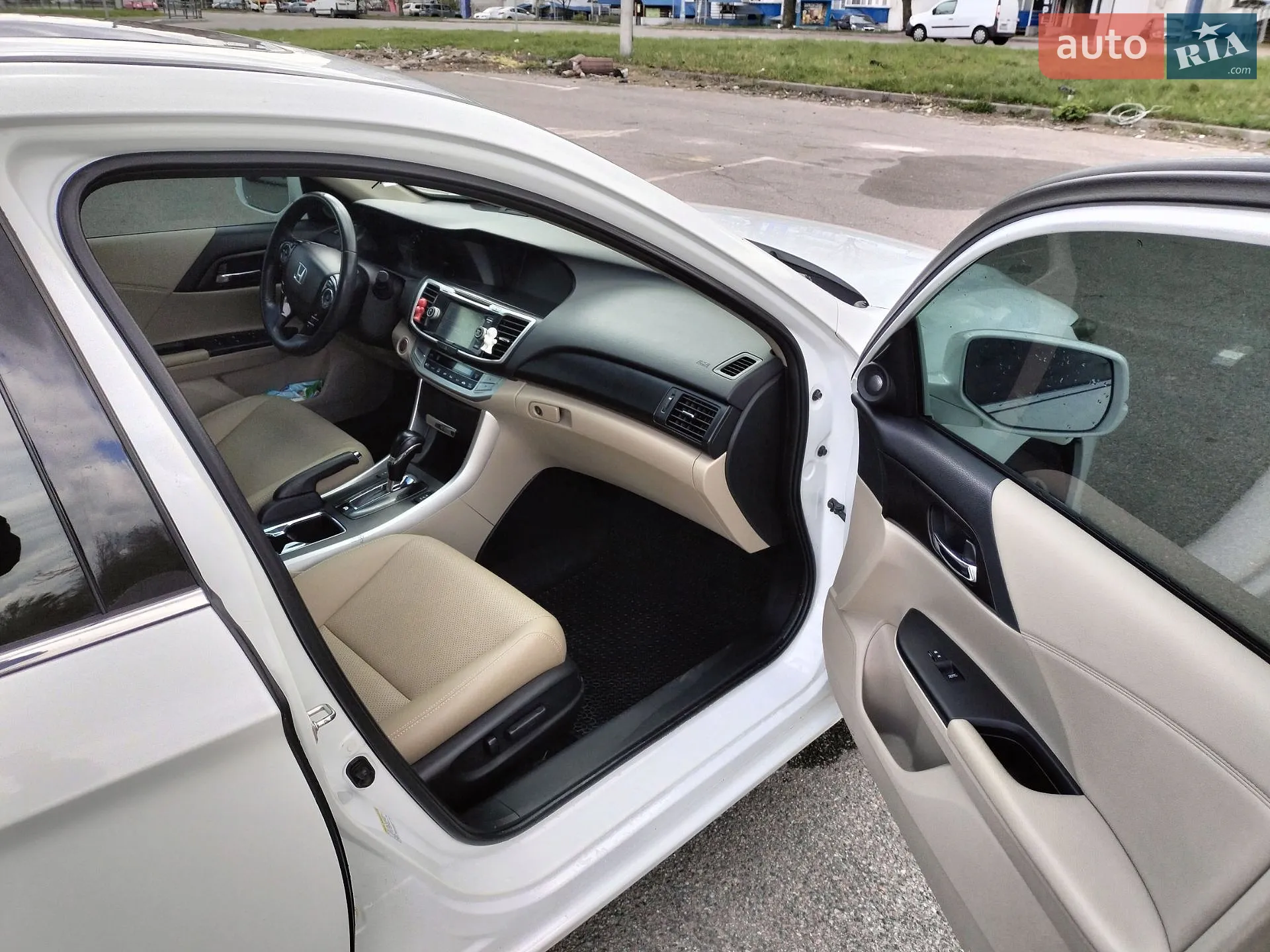 2015 Honda Accord - мініатюра 2