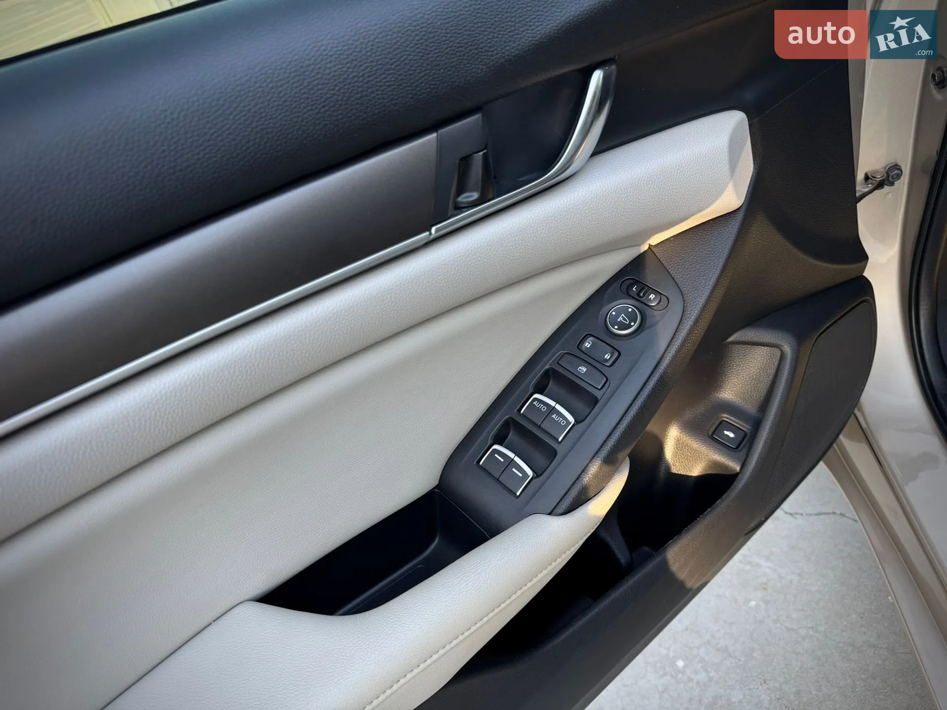 2018 Honda Accord - мініатюра 26