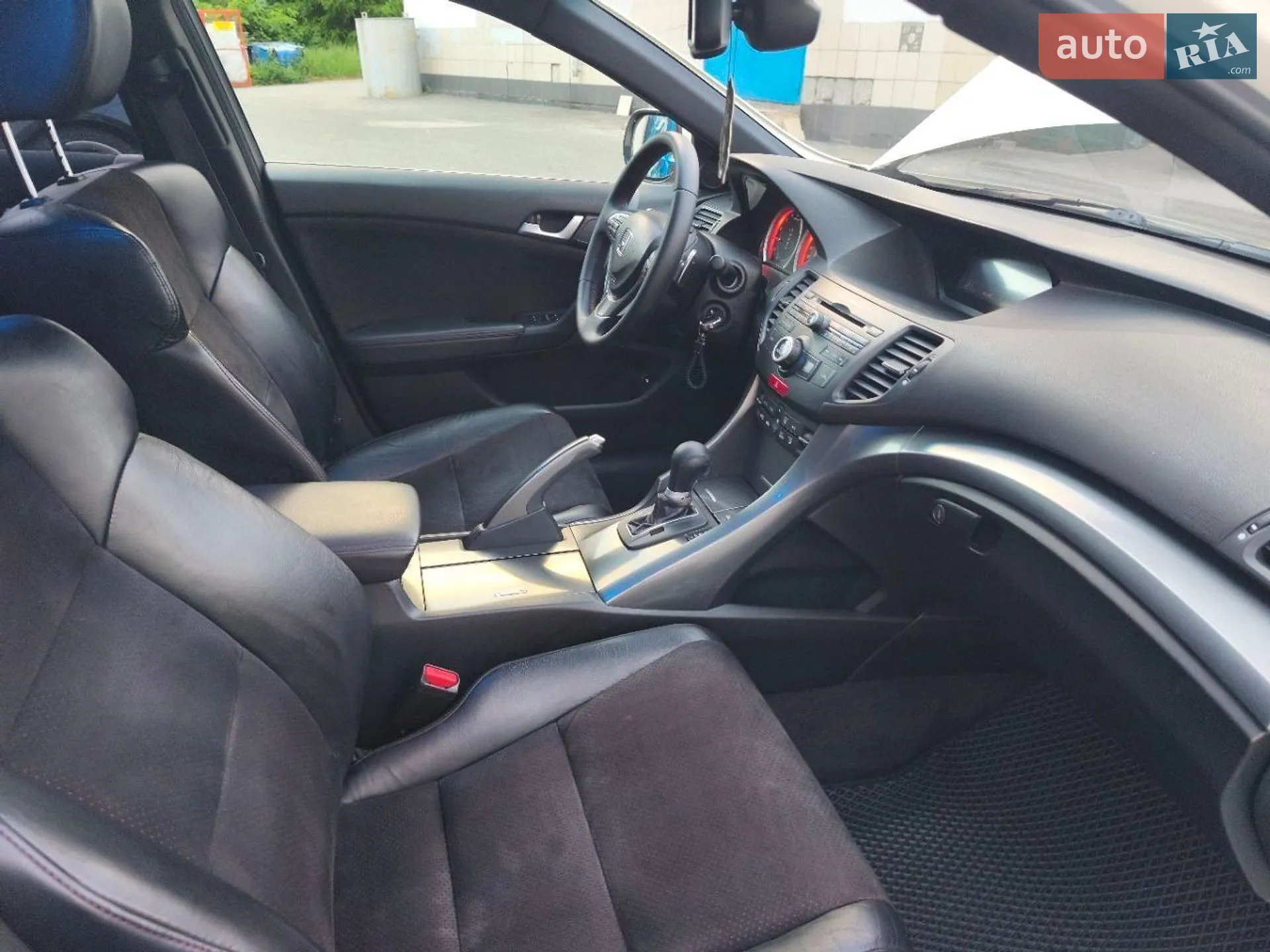 2011 Honda Accord - мініатюра 17