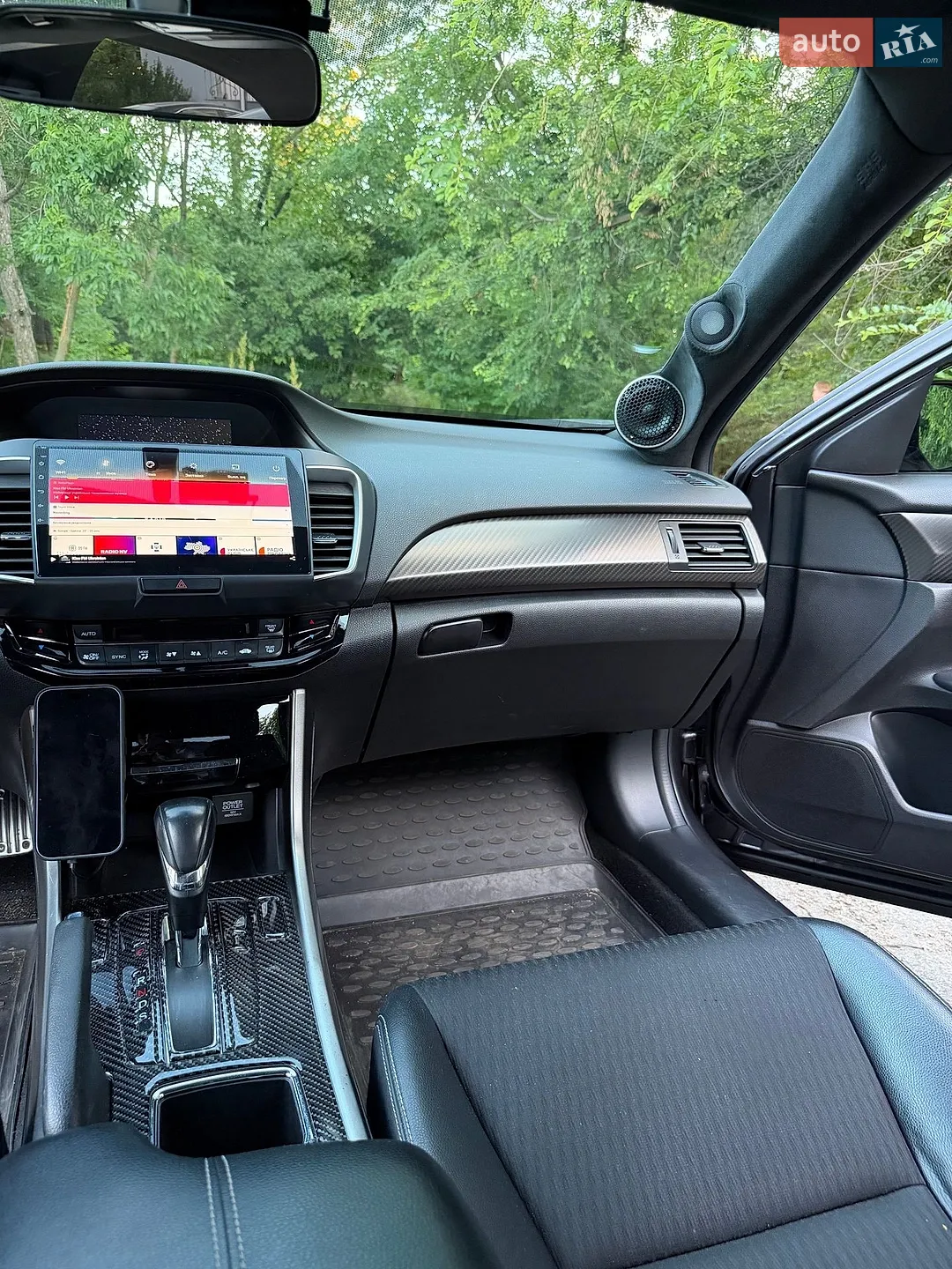 2016 Honda Accord - мініатюра 16
