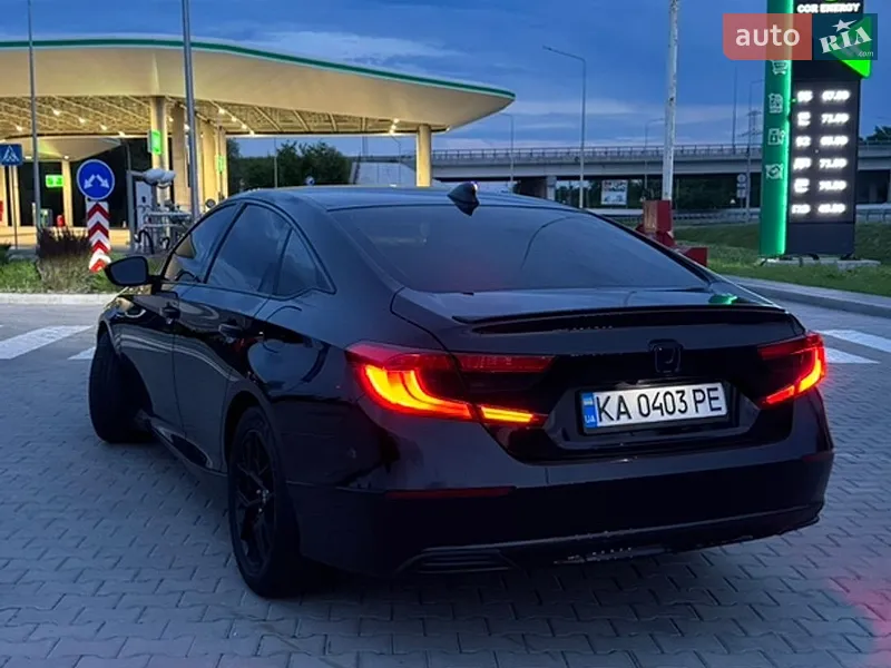 Honda Accord 2022 VIN 1HGCV3F28NA035400 фото оголошення 4 з 69