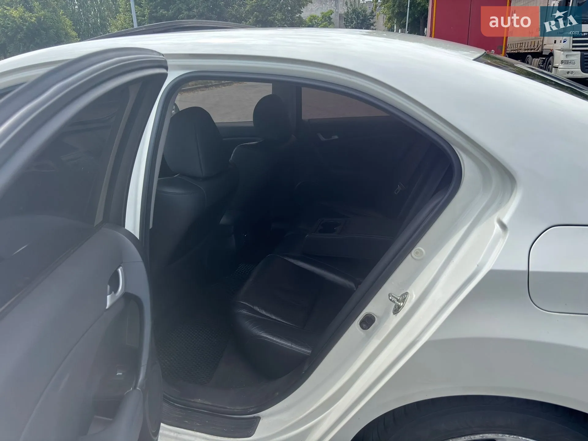 2010 Honda Accord - мініатюра 14