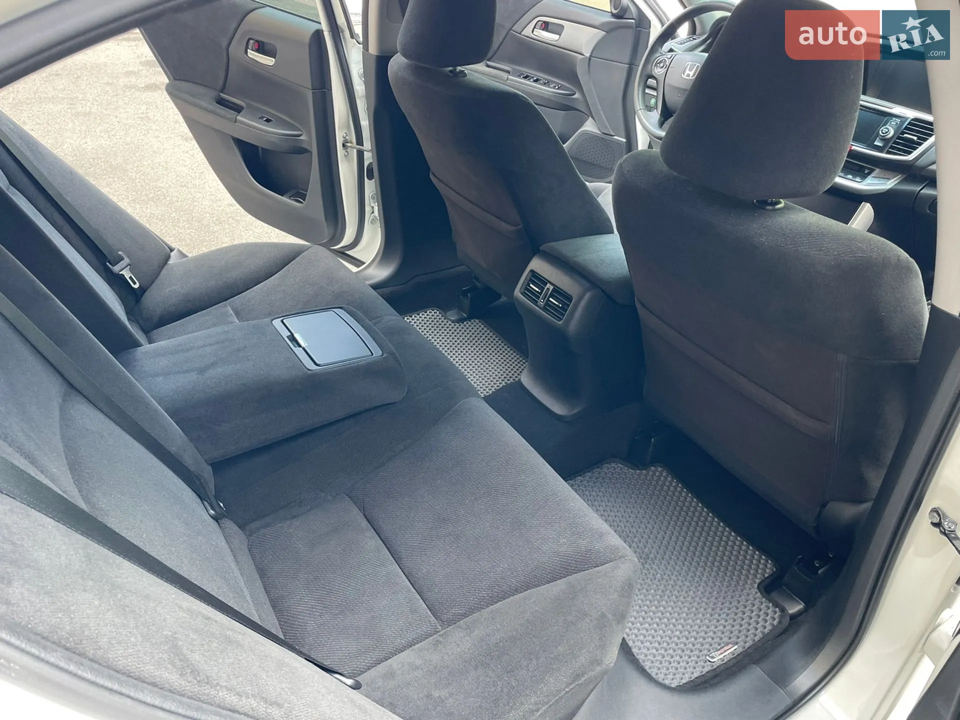 2013 Honda Accord - мініатюра 14