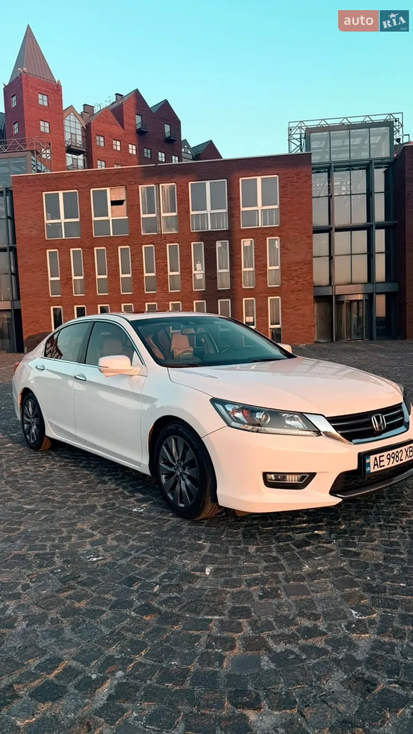 2012 Honda Accord - фото 1