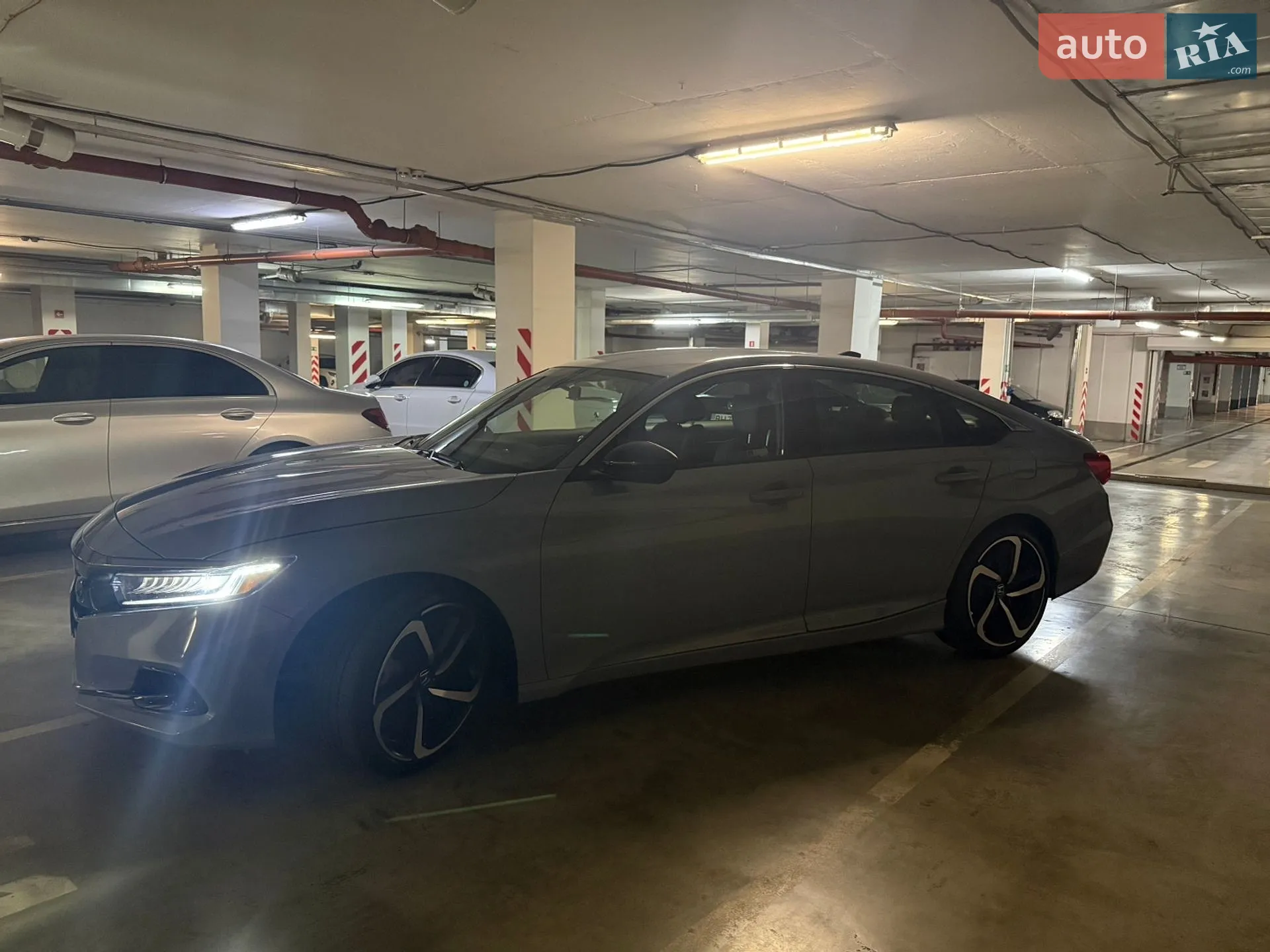 2022 Honda Accord - фото 1