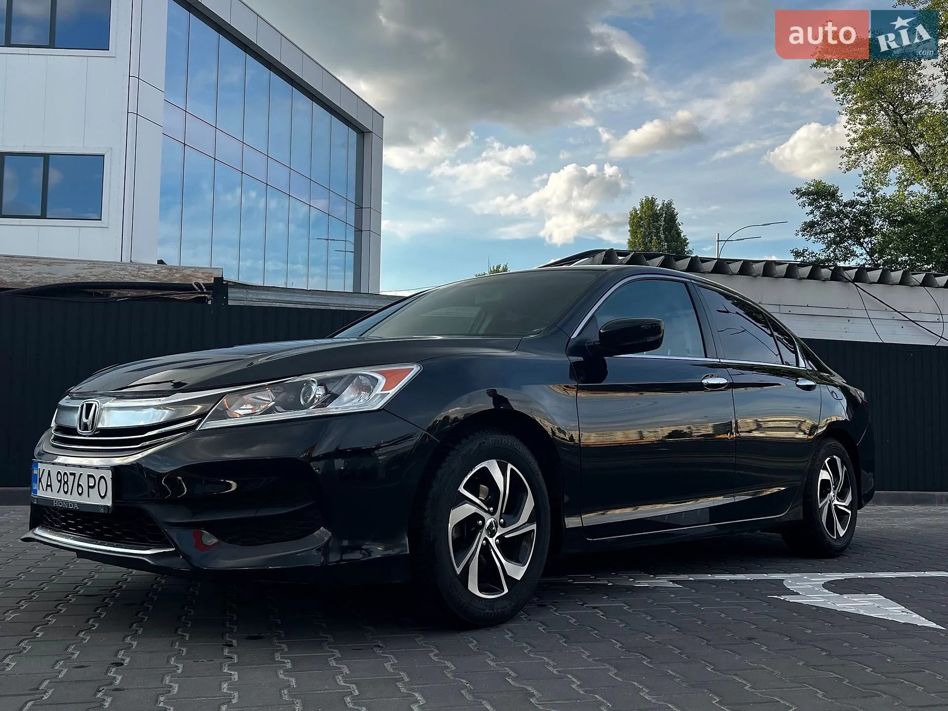 2016 Honda Accord - мініатюра 2