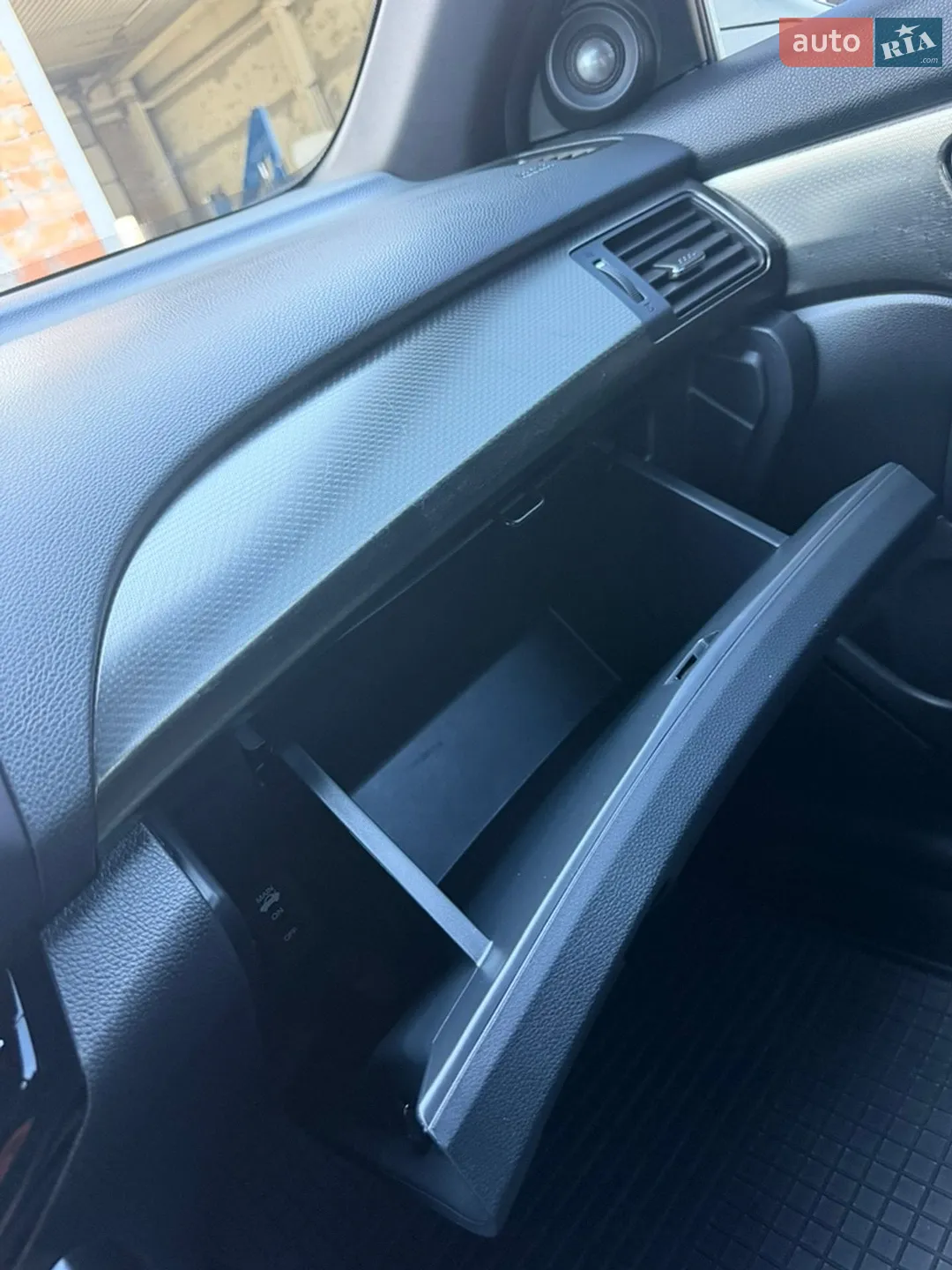 2015 Honda Accord - мініатюра 32