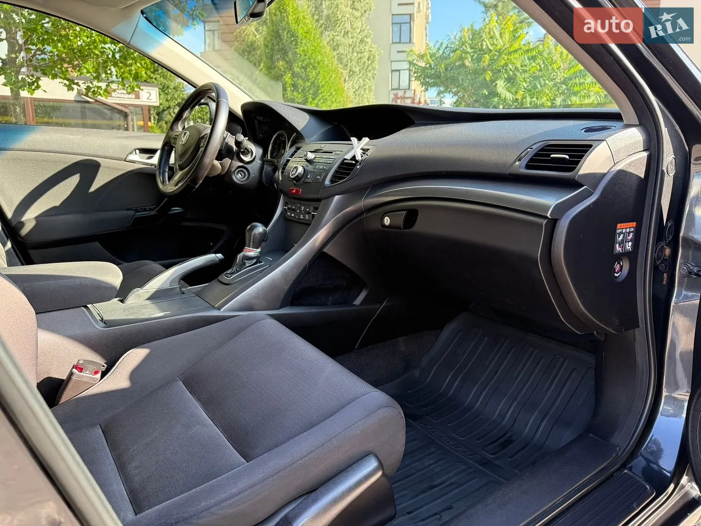 2011 Honda Accord - мініатюра 19