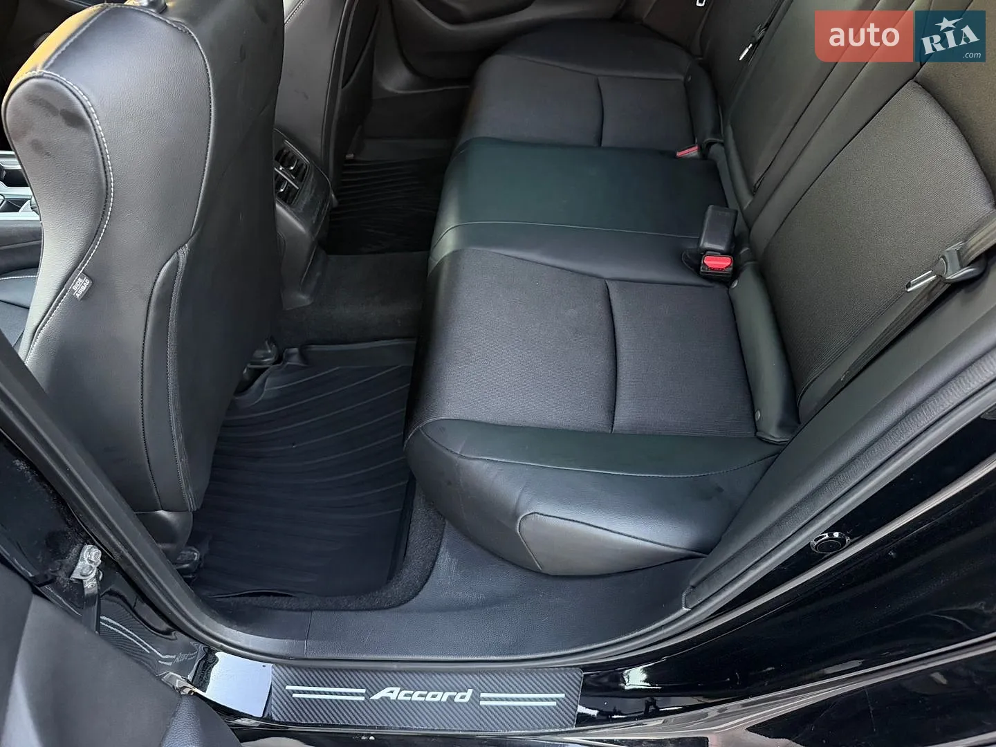 2018 Honda Accord - мініатюра 16