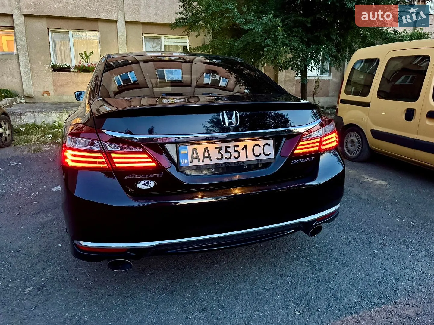 2016 Honda Accord - мініатюра 16