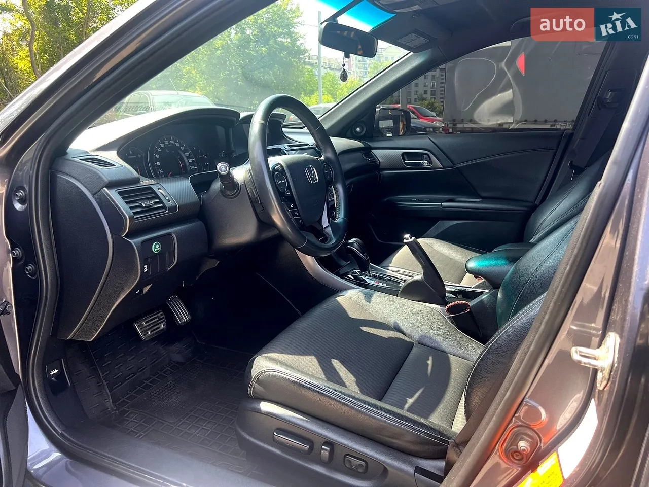 2016 Honda Accord - мініатюра 18