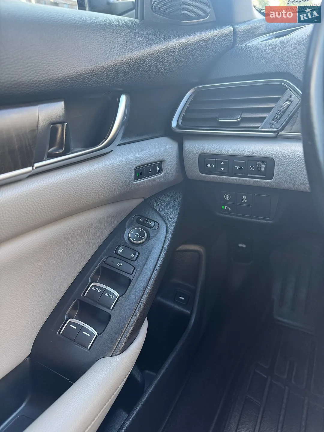 2018 Honda Accord - мініатюра 12