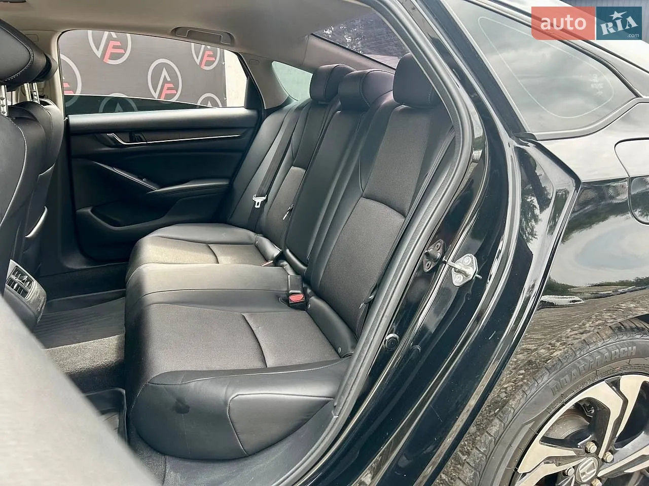 2018 Honda Accord - мініатюра 12