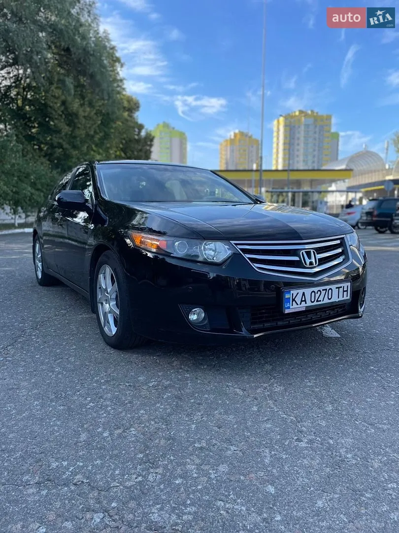 2010 Honda Accord - фото 1