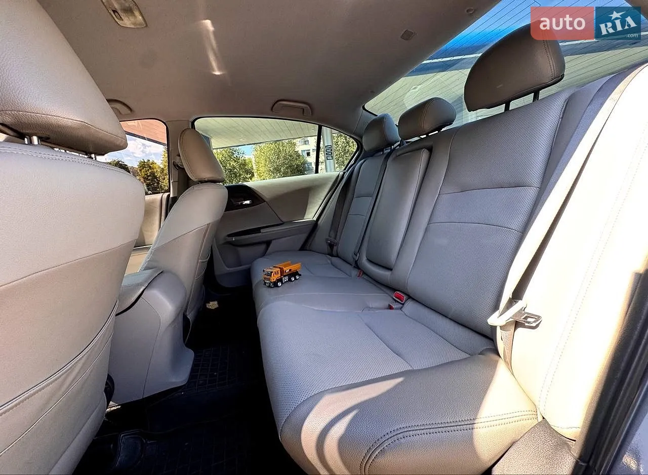2015 Honda Accord - мініатюра 19