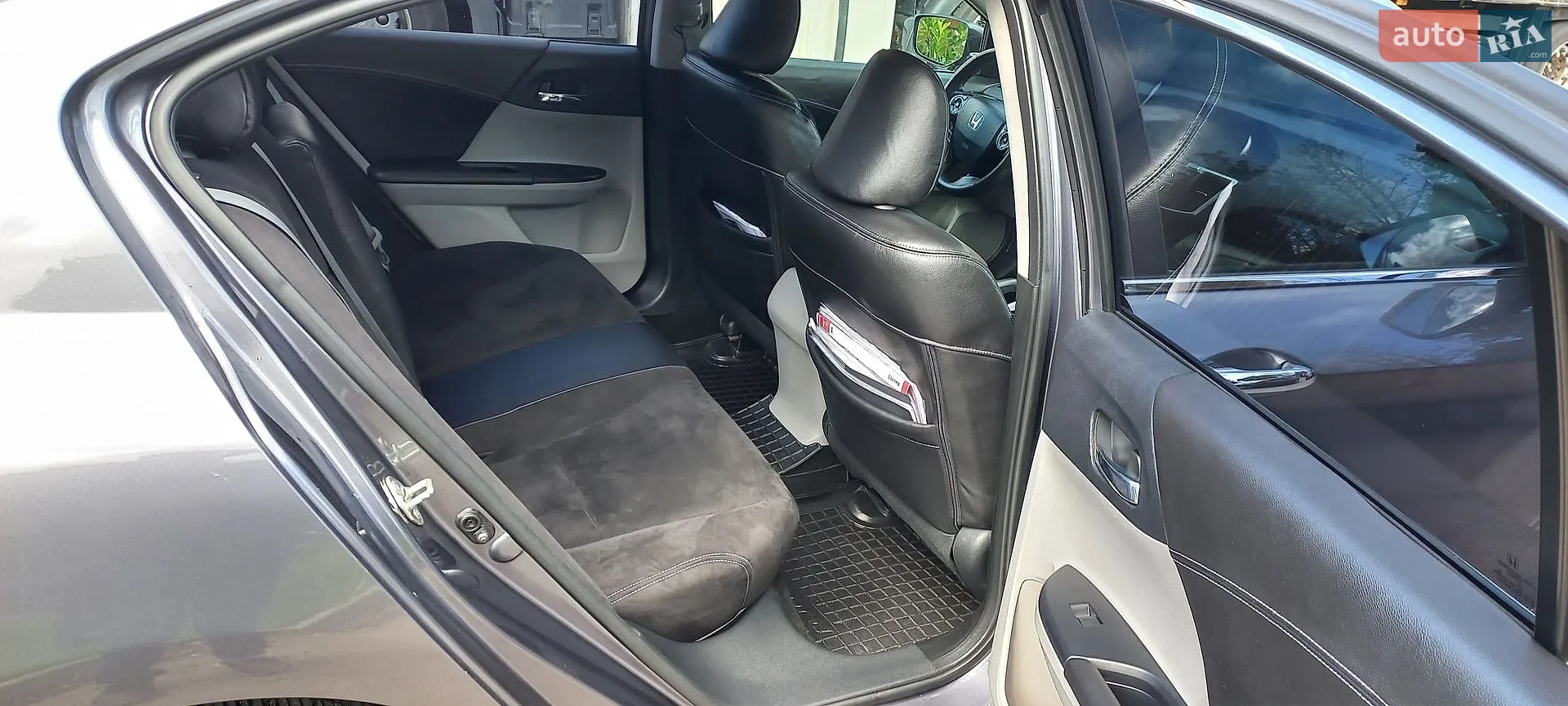 2017 Honda Accord - мініатюра 18