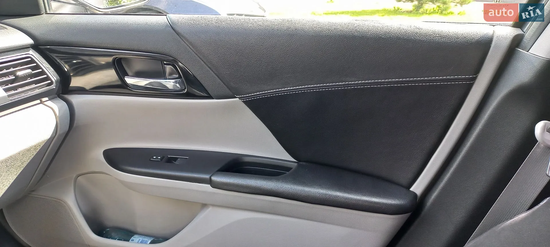 2017 Honda Accord - мініатюра 25