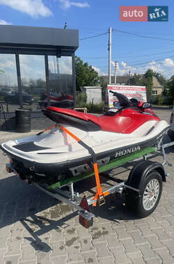 Гидроцикл туристический Honda AquaTrax F-12X 2005 в 