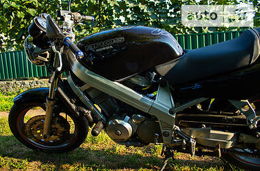 Мотоцикл Без обтікачів (Naked bike) Honda Bros 400 2000 в Черняхові