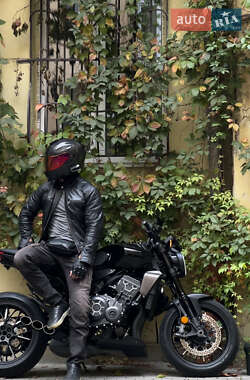 Мотоцикл Без обтікачів (Naked bike) Honda CB 1000R 2022 в 