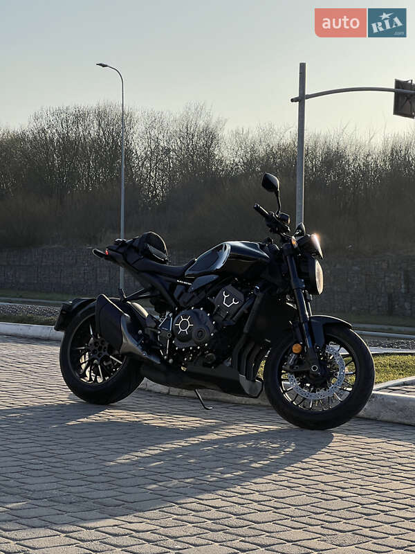 Мотоцикл Без обтікачів (Naked bike) Honda CB 1000R 2022 в Львові