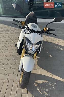 Мотоцикл Без обтекателей (Naked bike) Honda CB 1000R 2014 в 