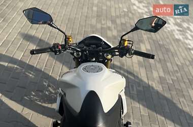 Мотоцикл Без обтекателей (Naked bike) Honda CB 1000R 2014 в 