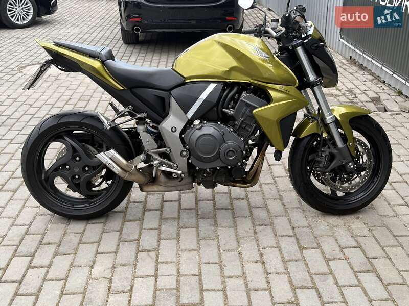 Мотоцикл Без обтекателей (Naked bike) Honda CB 1000R 2010 в Виннице