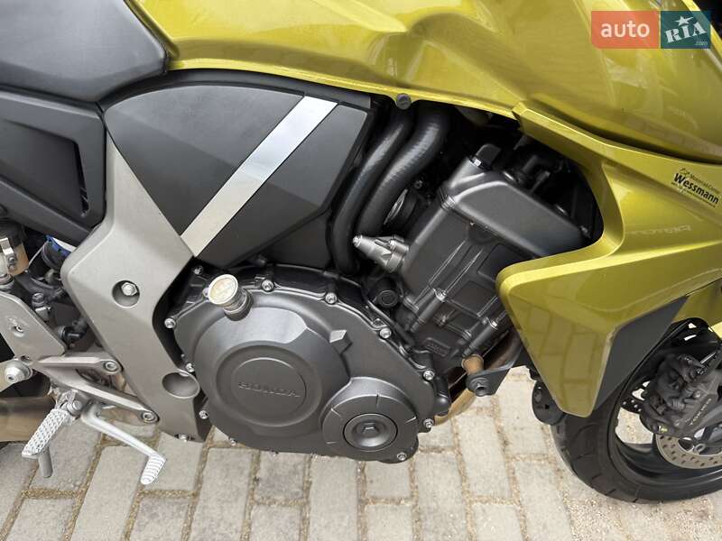Мотоцикл Без обтекателей (Naked bike) Honda CB 1000R 2010 в Виннице